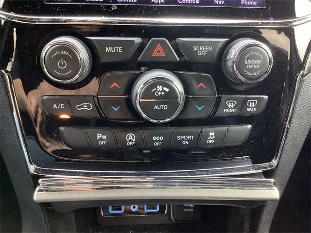 Used Car 2019 Jeep Grand Cherokee  Altitude For Sale Under $20,000 In San Antonio, Texas