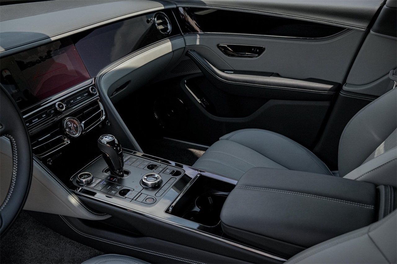 New Car 2025 Bentley Flying Spur  For Sale Under $350,000 In Austin, Texas