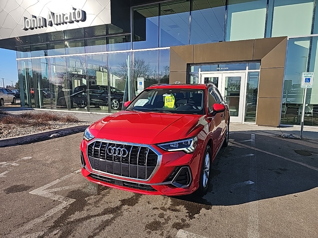 2024 Audi Q3 quattro Premium S Line 45 TFSI