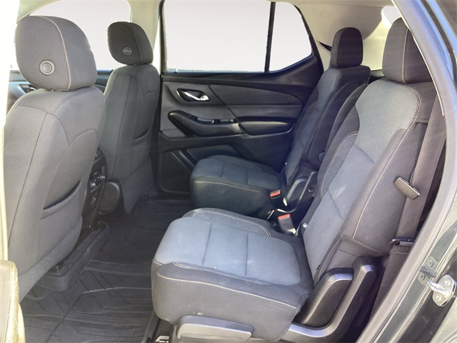 Used Car 2021 Chevrolet Traverse  Lt For Sale Under $20,000 In San Antonio, Texas