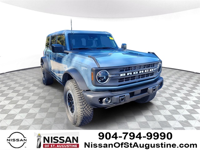 2024 Ford Bronco 4-Door Black Diamond's photo