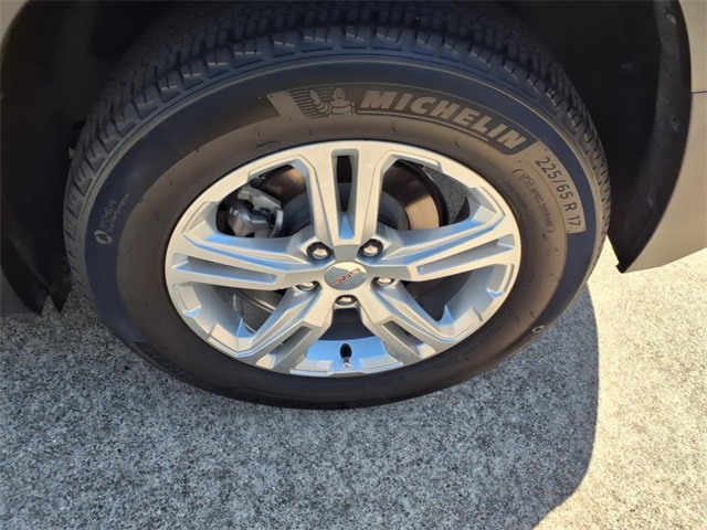 2024 Gmc Terrain SLE photo 38