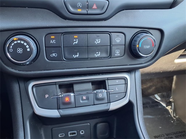 2024 Gmc Terrain SLE photo 24