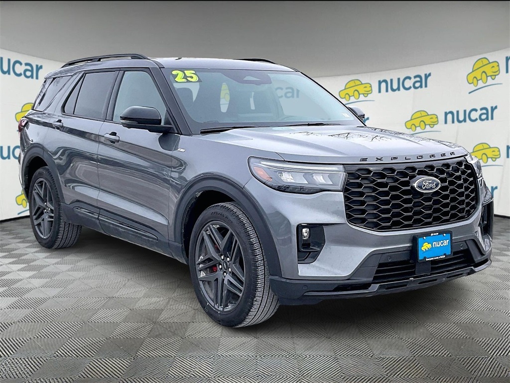 2025 Ford Explorer ST-Line AWD