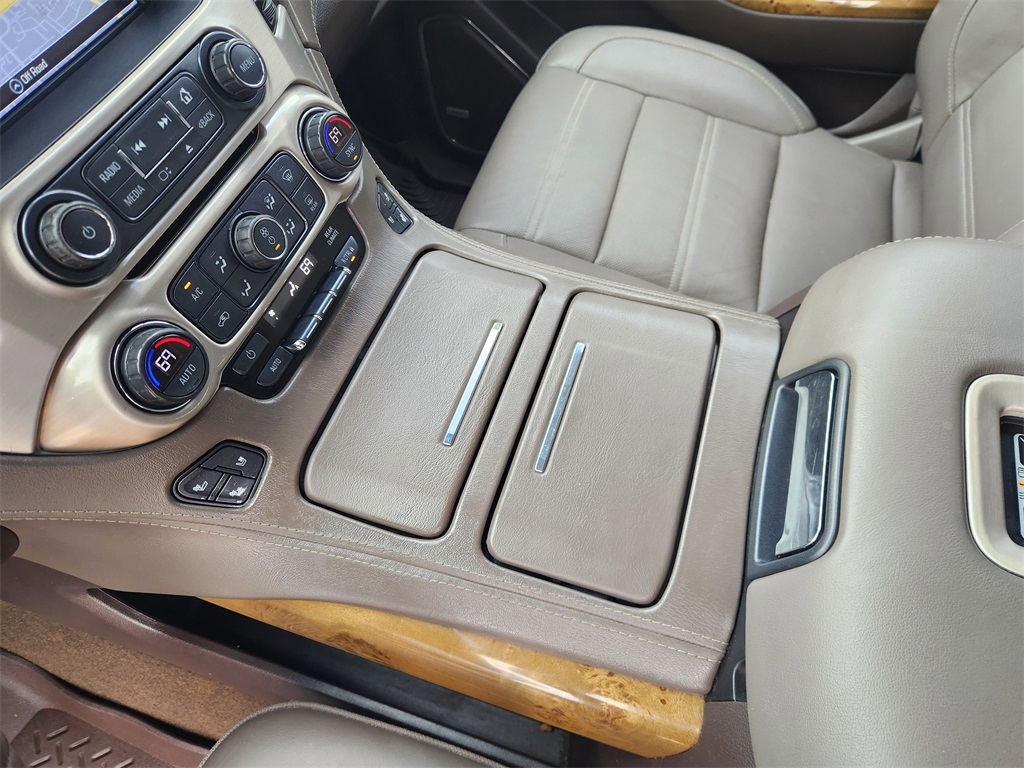 2017 GMC Yukon XL Denali White at Ultimate Motorsports