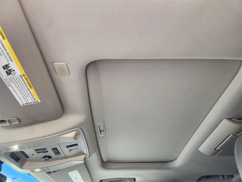 2017 GMC Yukon XL Denali White at Ultimate Motorsports