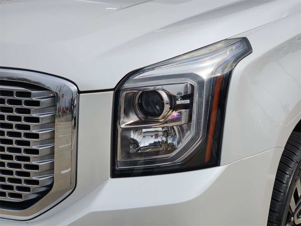 2017 GMC Yukon XL Denali White at Ultimate Motorsports