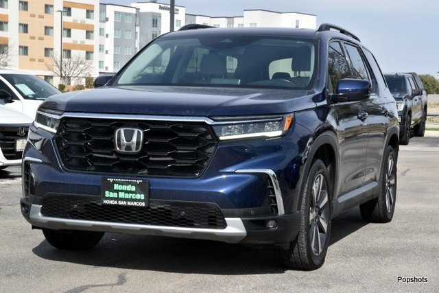 2024 Honda Pilot Touring FWD