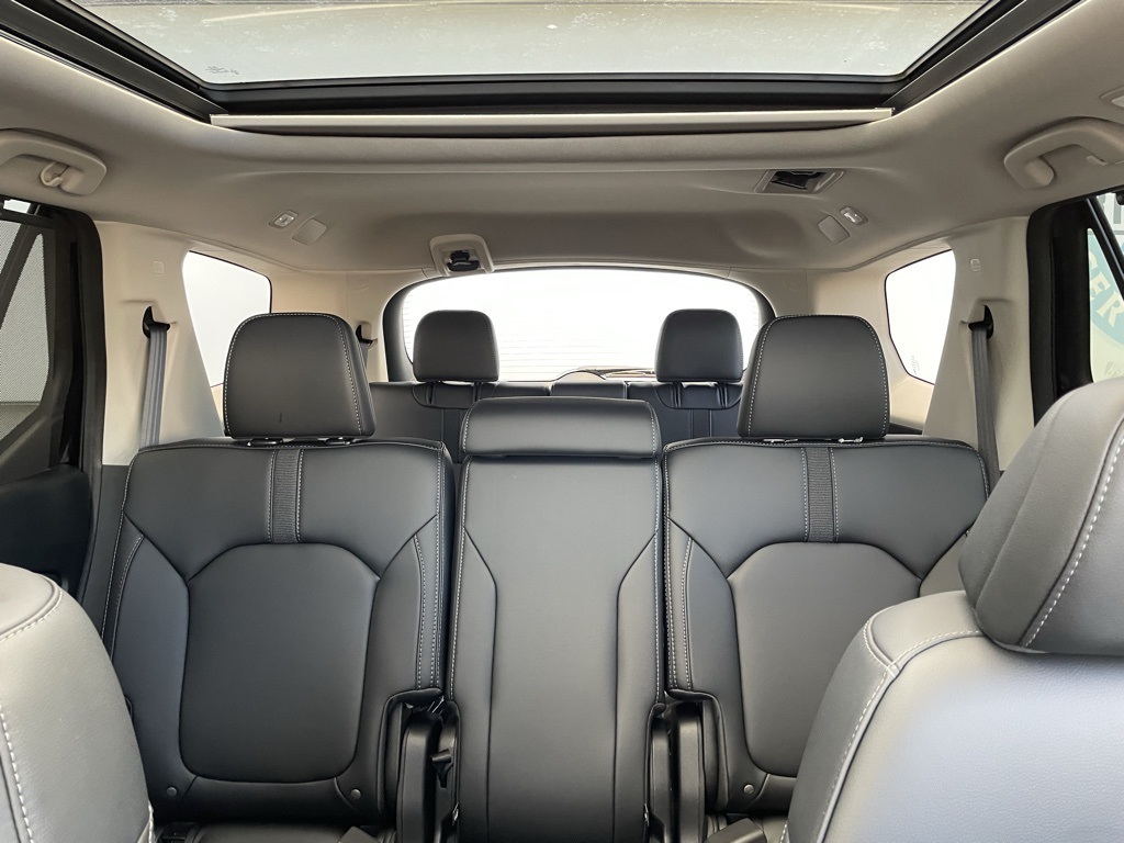 Thumbnail: 2025 Honda Pilot - 10