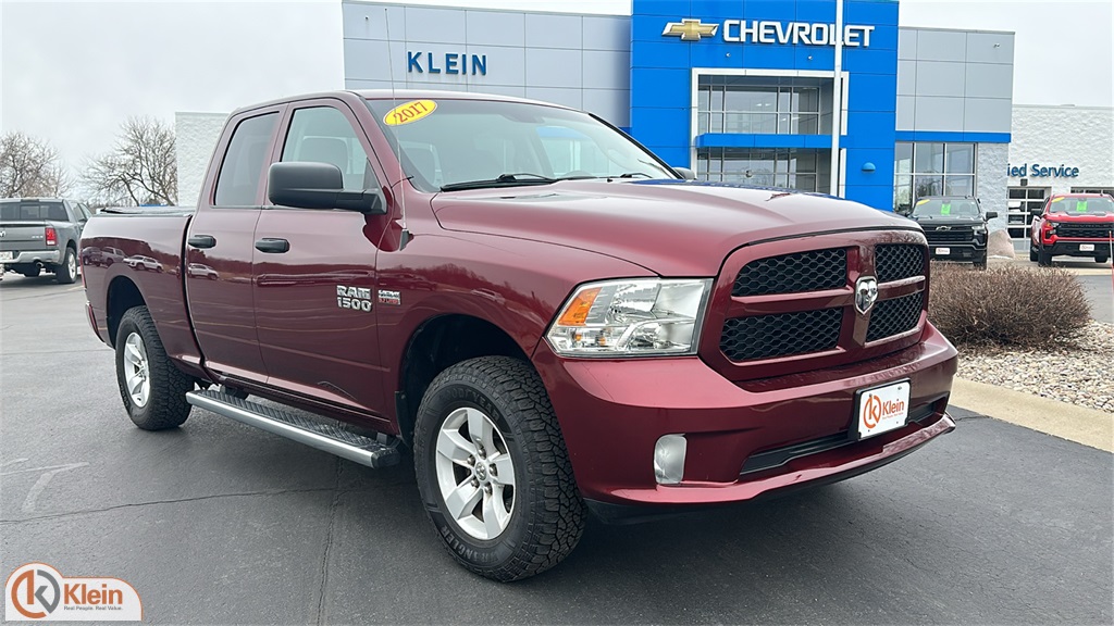 2017 RAM 1500 Express Quad Cab 4WD
