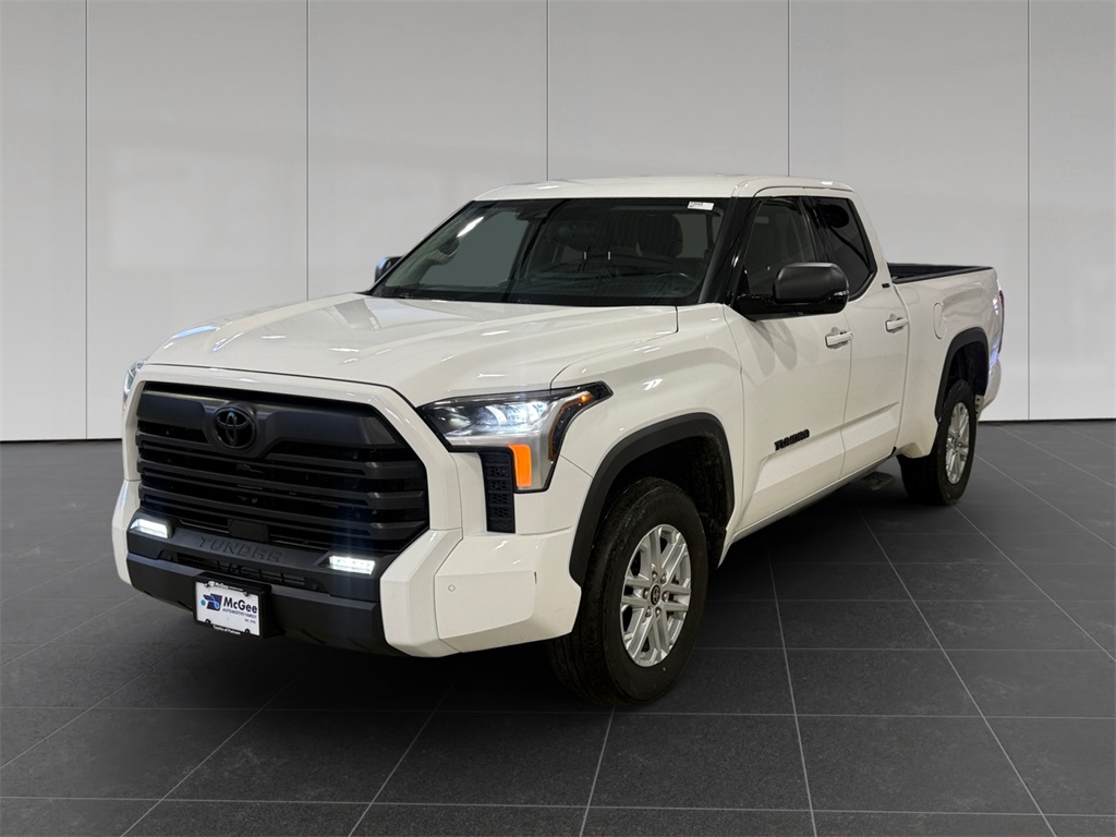 2022 Toyota Tundra SR5 Double Cab 4WD