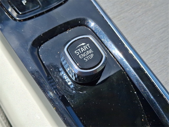 2023 Volvo XC60 B5 Plus Bright Theme for sale at PATRIOT CHEVROLET OF WARMINSTER