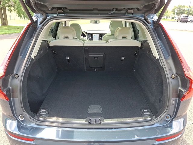 2023 Volvo XC60 B5 Plus Bright Theme for sale at PATRIOT CHEVROLET OF WARMINSTER