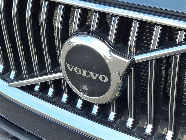 2023 Volvo XC60 B5 Plus Bright Theme for sale at PATRIOT CHEVROLET OF WARMINSTER