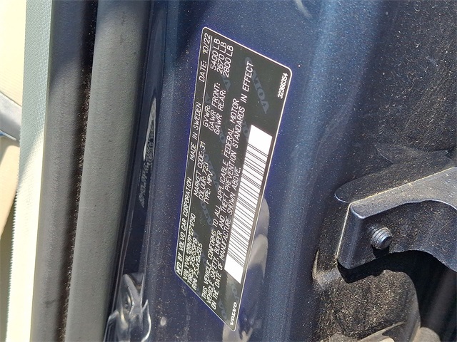 2023 Volvo XC60 B5 Plus Bright Theme for sale at PATRIOT CHEVROLET OF WARMINSTER