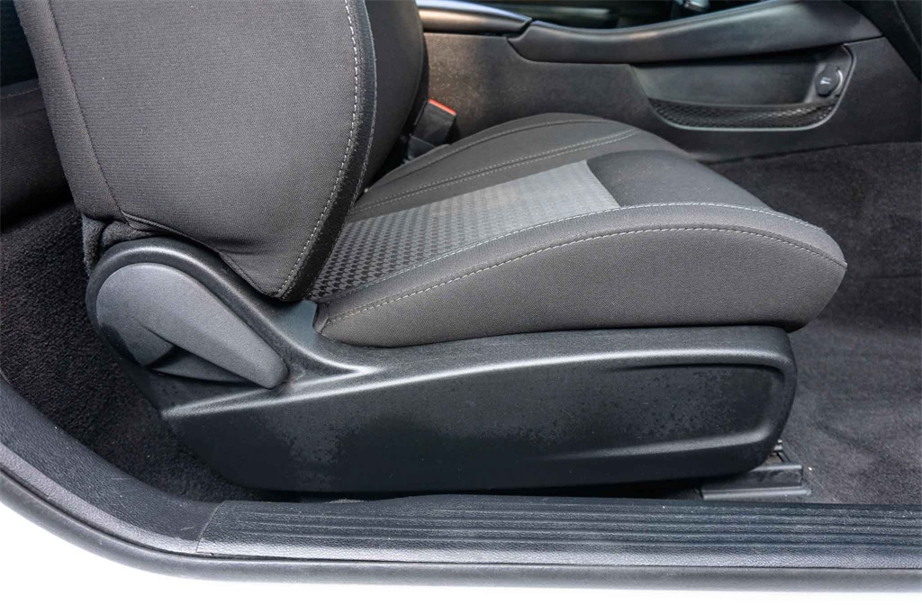 Used Car 2020 Dodge Challenger  Sxt For Sale Under $25,000 In San Marcos, Texas