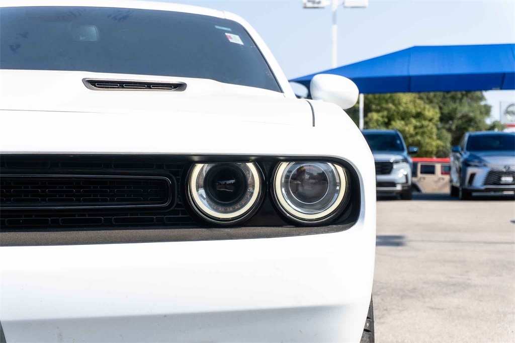 Used Car 2020 Dodge Challenger  Sxt For Sale Under $25,000 In San Marcos, Texas