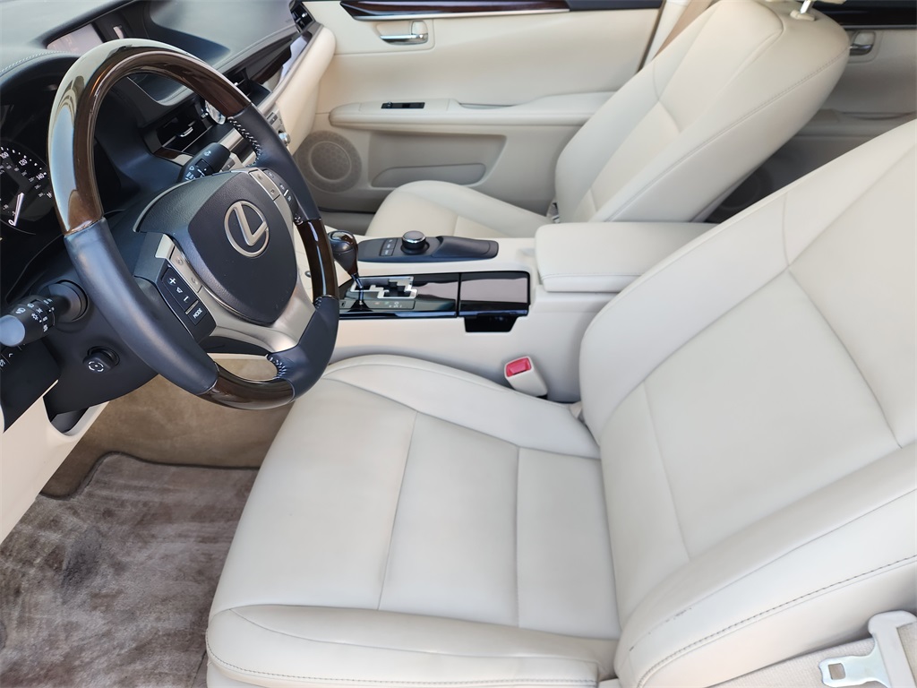 2013 Lexus ES 350  at Emmons Autoplex