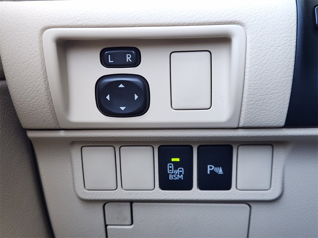 2013 Lexus ES 350  at Emmons Autoplex