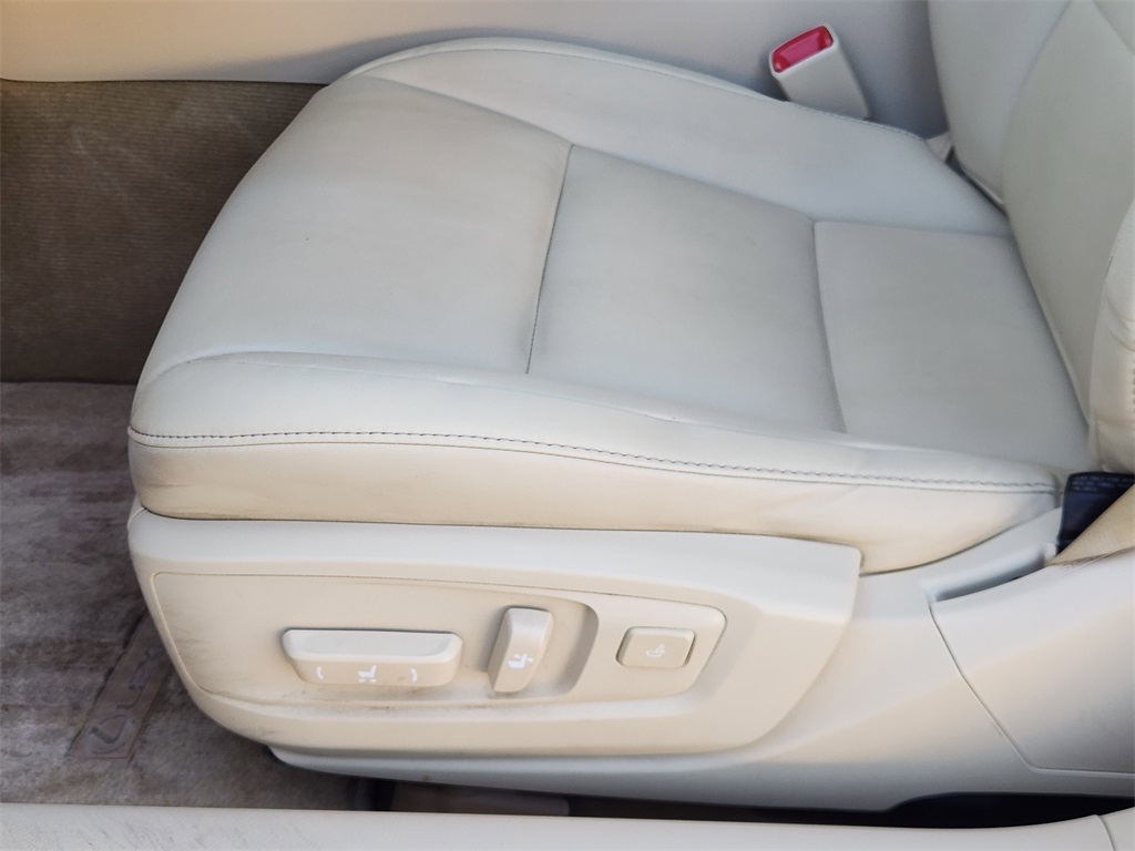 2013 Lexus ES 350  at Emmons Autoplex