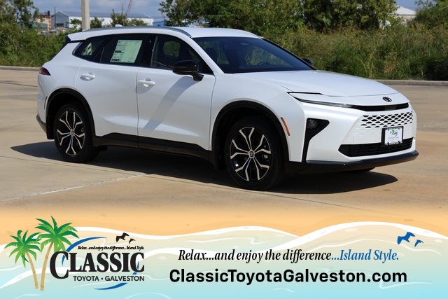 2025 Toyota Crown Signia XLE - 0