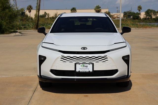 2025 Toyota Crown Signia XLE - 1