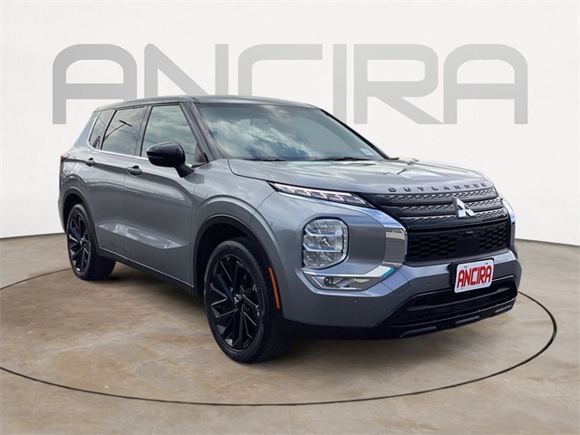 Used Car 2023 Mitsubishi Outlander  Se Black Edition For Sale Under $25,000 In San Antonio, Texas