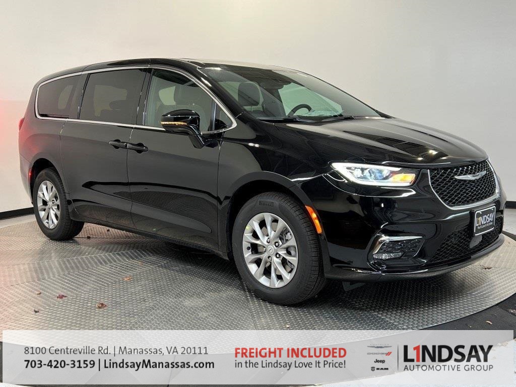 2026 Chrysler Pacifica Select AWD