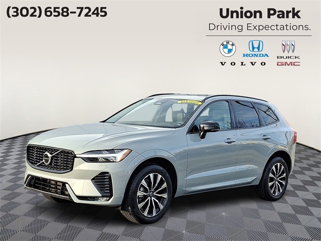 2025 Volvo XC60 B5 Core Dark Theme AWD