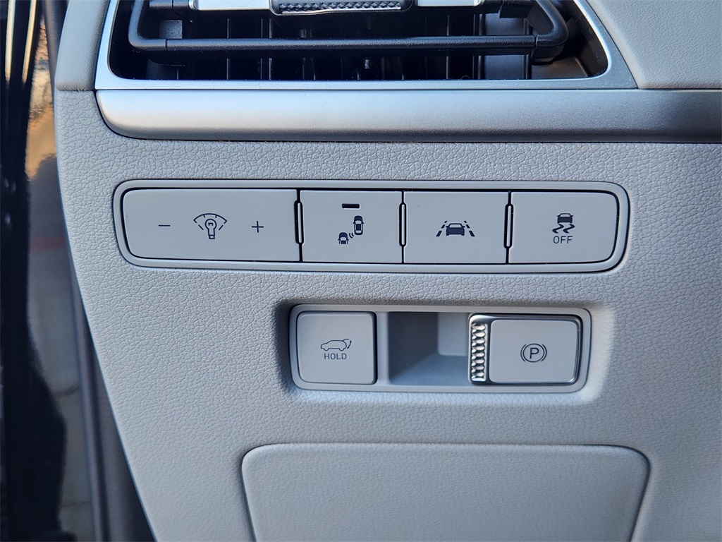 2022 Hyundai Palisade SEL Black at North Houston Mitsubishi