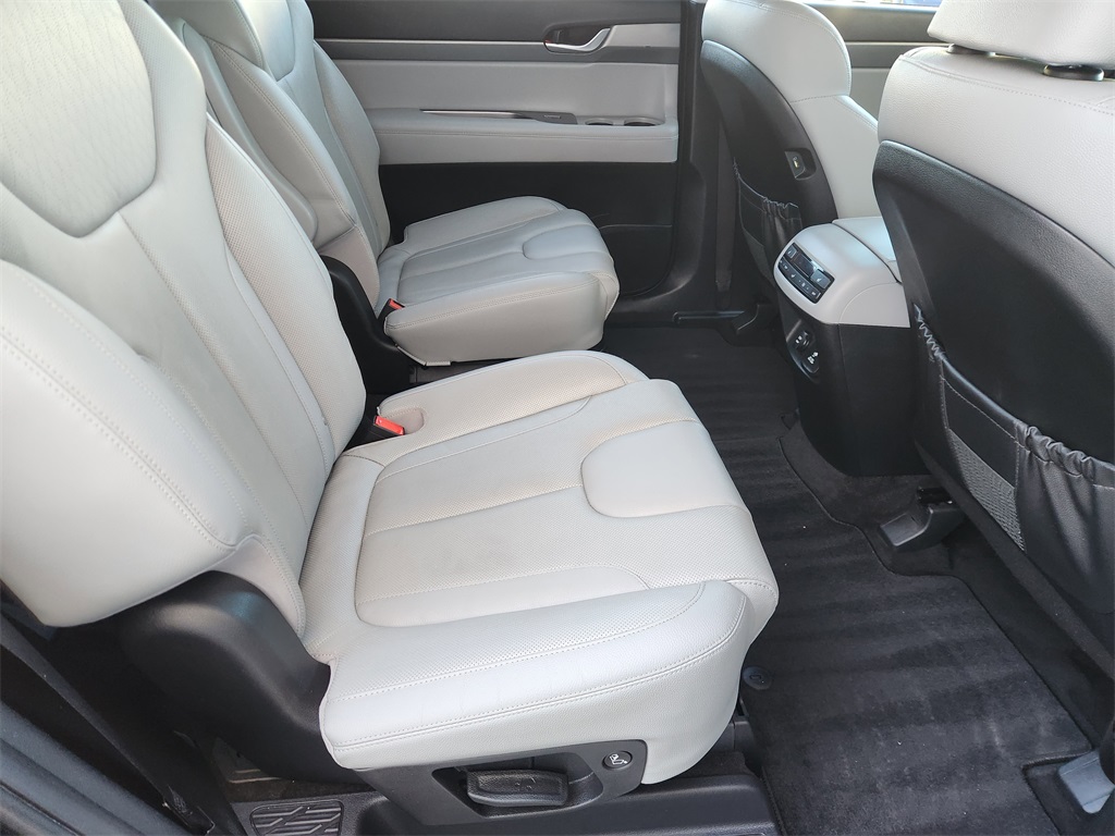 2022 Hyundai Palisade SEL Black at North Houston Mitsubishi