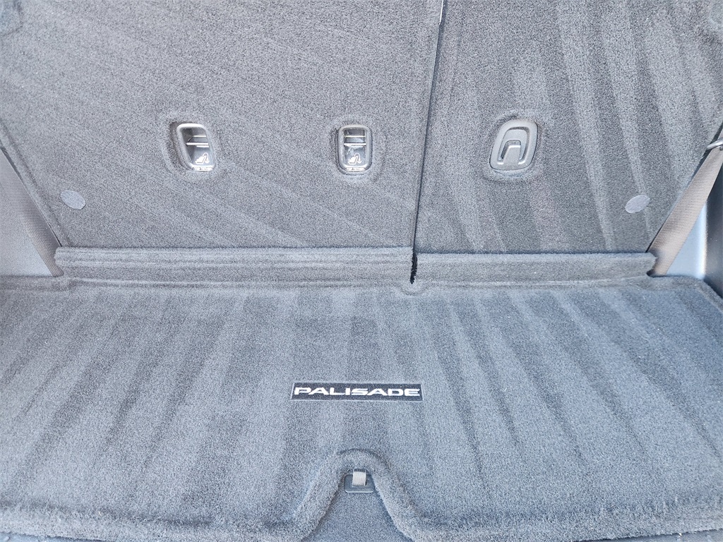 2022 Hyundai Palisade SEL Black at North Houston Mitsubishi