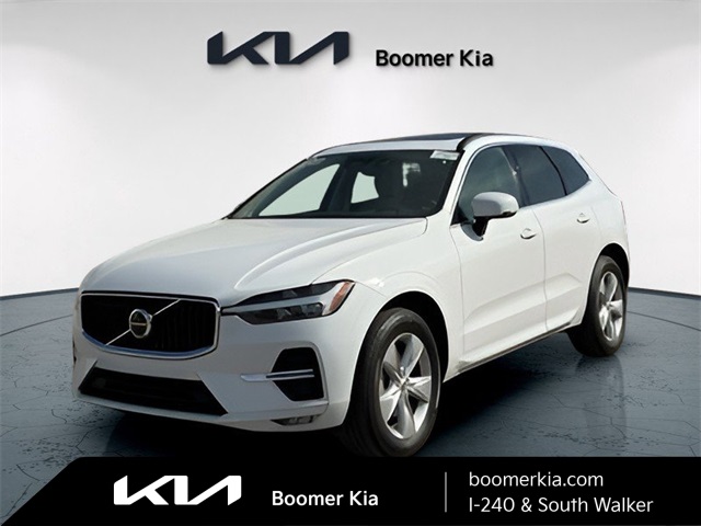 2022 Volvo XC60 B5 Momentum AWD