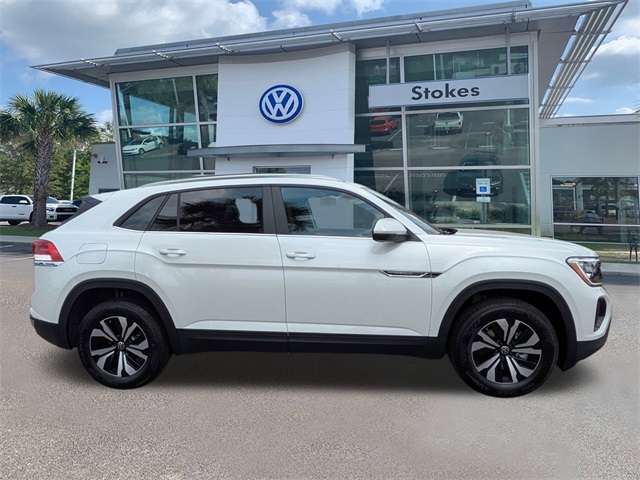 2026 Volkswagen Atlas Cross Sport 2.0T SE White at Stokes Volkswagen