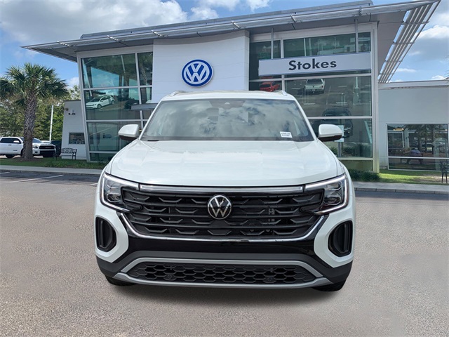 2026 Volkswagen Atlas Cross Sport 2.0T SE White at Stokes Volkswagen