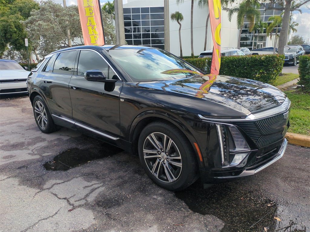 Used 2024 Cadillac LYRIQ Luxury 1 with VIN 1GYKPPRK3RZ116278 for sale in Tamarac, FL