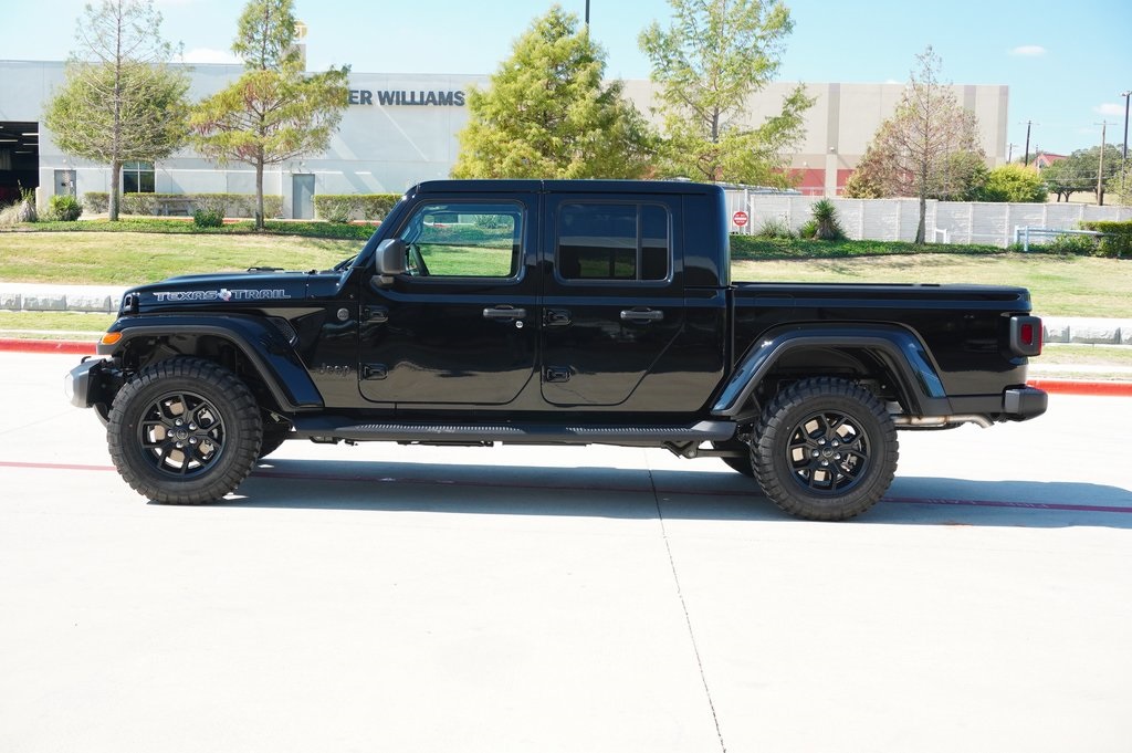New Car 2025 Jeep Gladiator  Sport For Sale Under $50,000 In Weatherford, Texas
