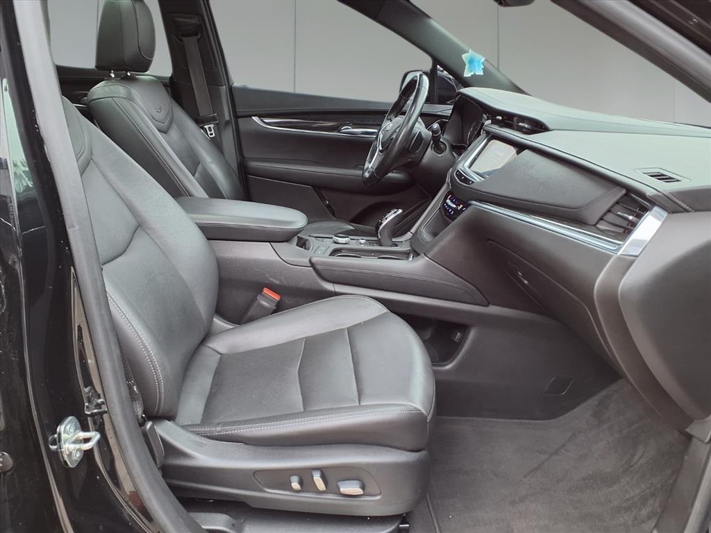 2020 Cadillac XT5 Premium Luxury Black at Tom Peacock Cadillac