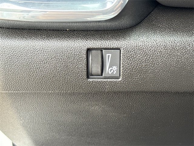 2024 GMC Canyon Elevation White at AutoSavvy Houston Northwest