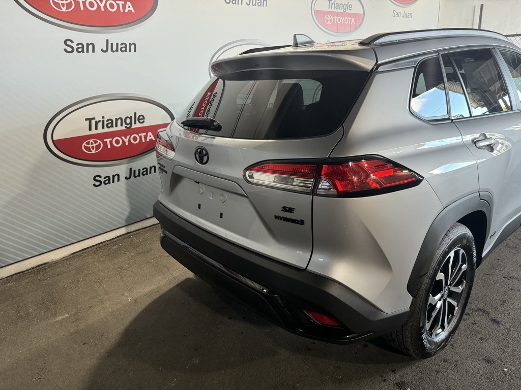 Thumbnail: 2025 Toyota Corolla Cross - 21