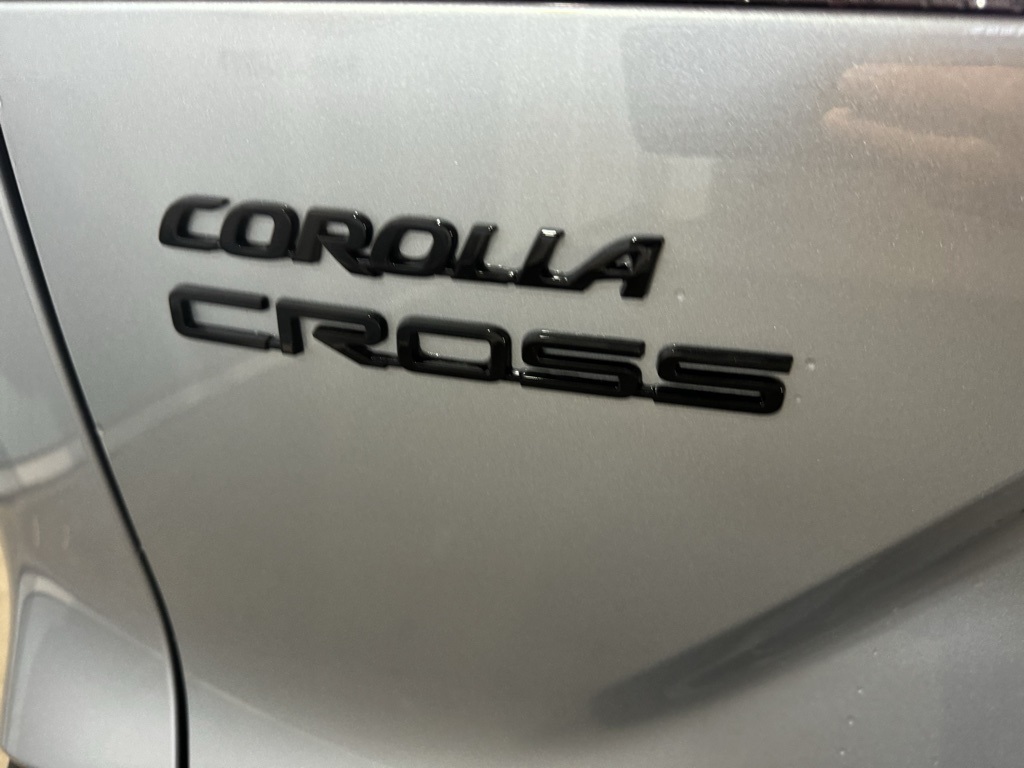 Thumbnail: 2025 Toyota Corolla Cross - 24