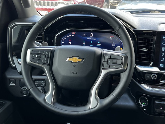 2025 Chevrolet Silverado 1500 LT - 9