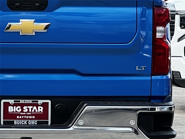 2025 Chevrolet Silverado 1500 LT - 3
