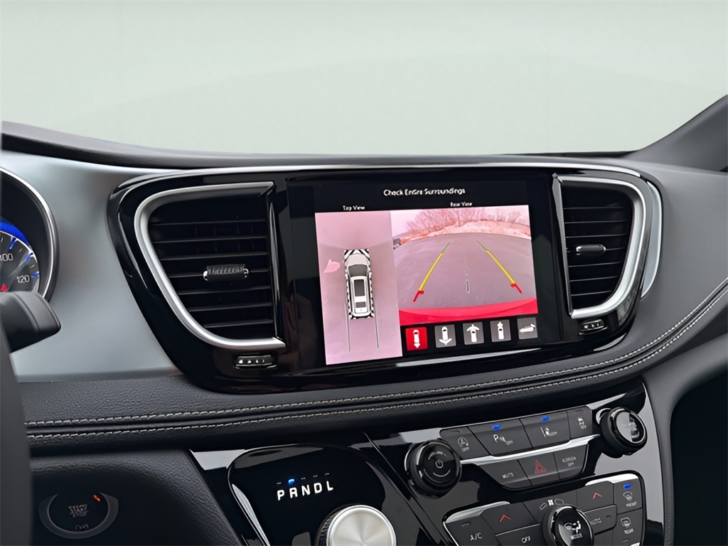 2026 Chrysler Pacifica