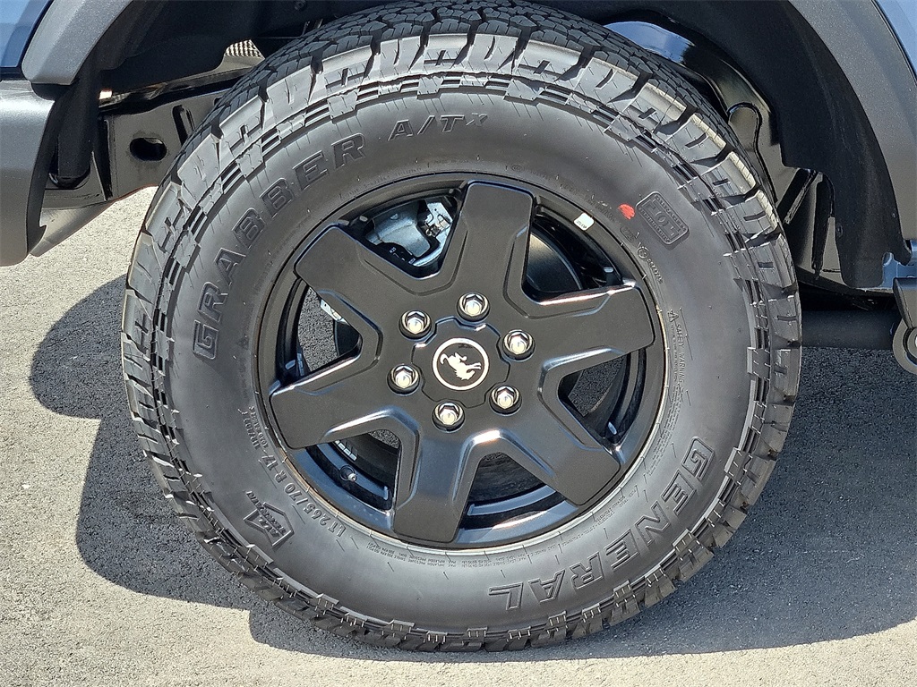 New 2025 Ford Bronco For Sale in Farmington, AR