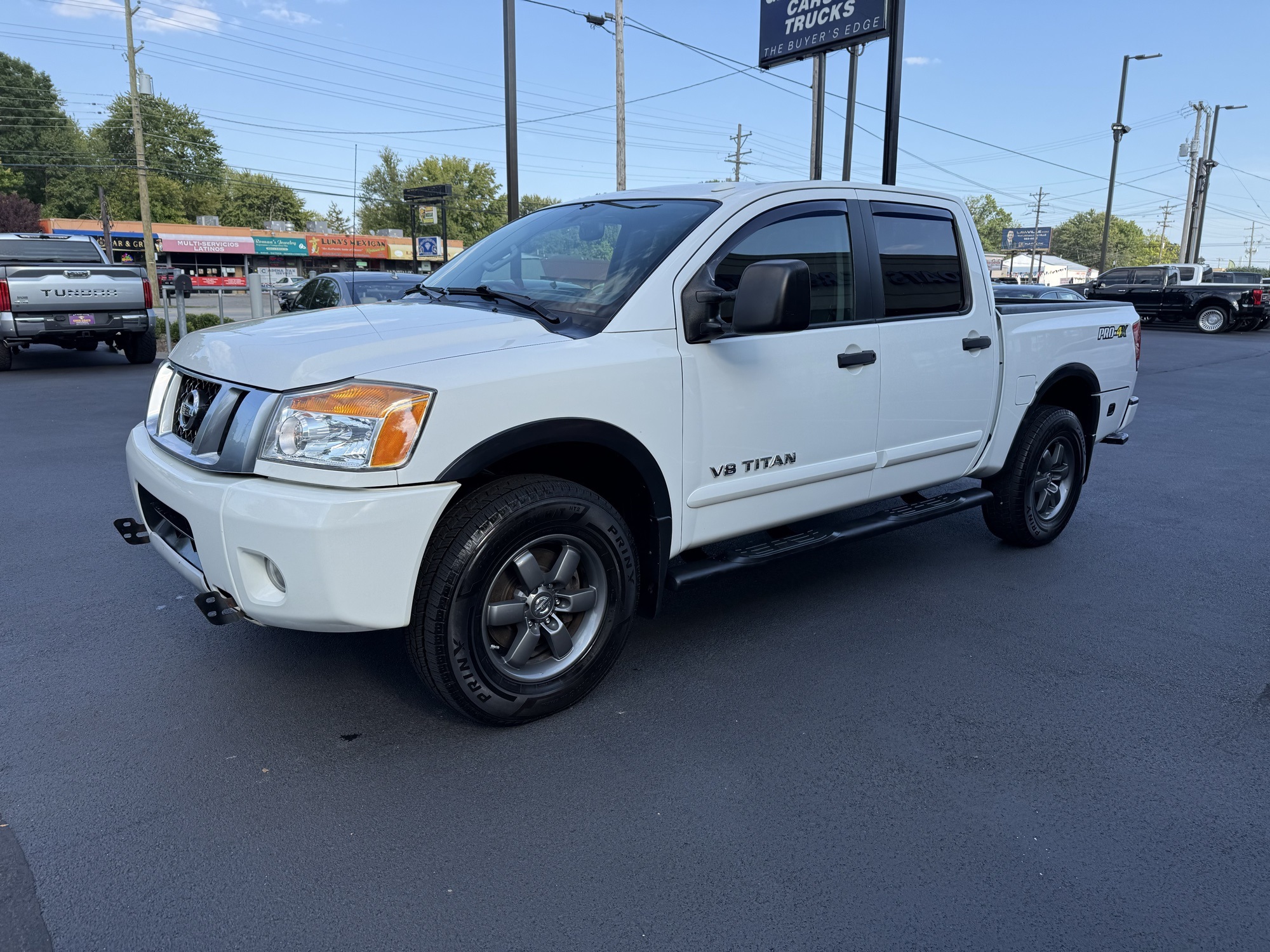 2015 Nissan Titan PRO-4X photo 3