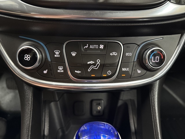 2018 Chevrolet Volt Premier photo 14