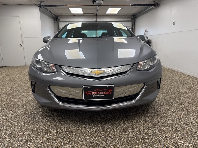 2018 Chevrolet Volt Premier photo 2