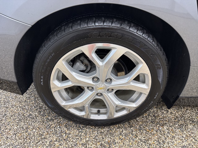 2018 Chevrolet Volt Premier photo 23