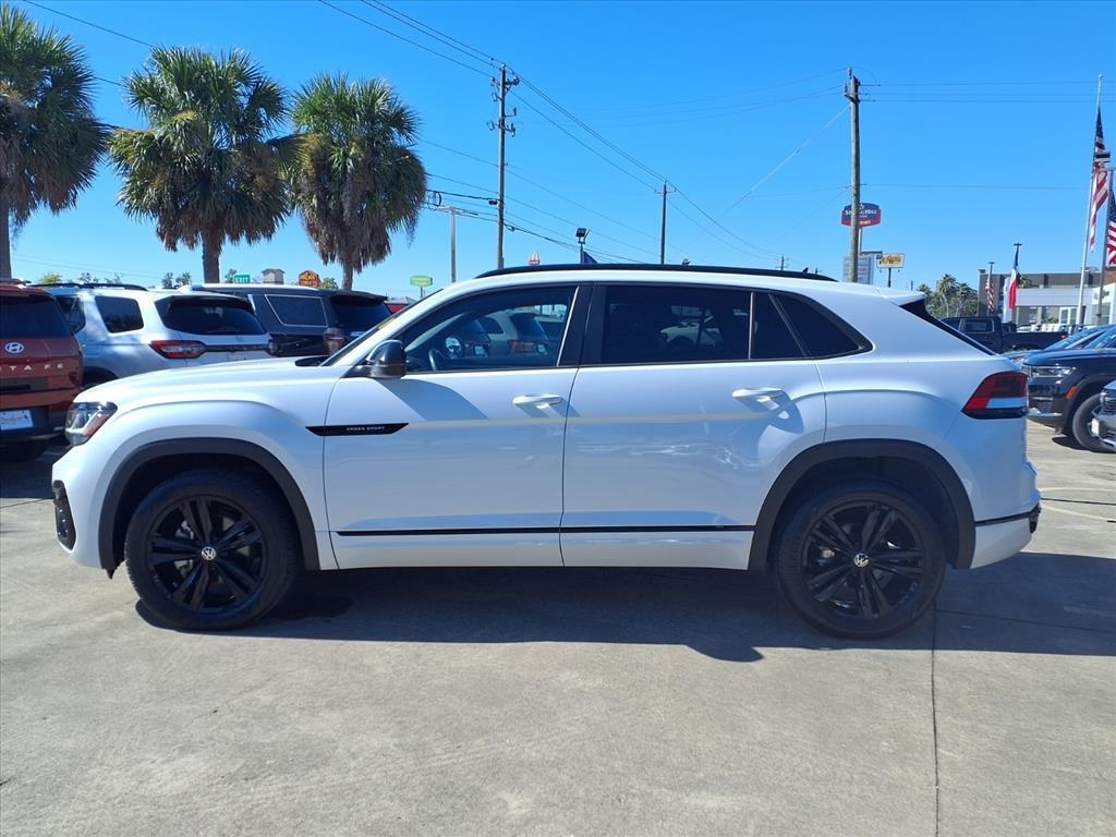 2023 Volkswagen Atlas Cross Sport 3.6L V6 SEL R-Line White at Bayshore Chrysler Jeep Dodge Ram
